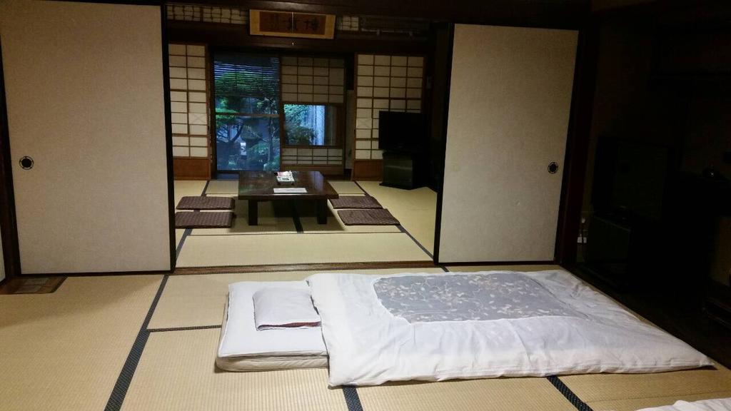 Tobaya Ryokan Hikone Exteriör bild